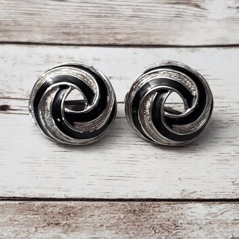 Vintage Clip On Earrings Statement Silver Tone & Black Swirl Circle 7/8"